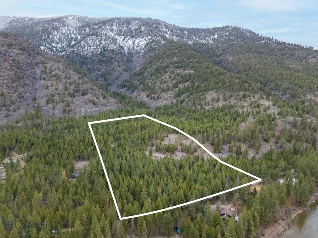 14300 Cambridge Road Bonner MT 59823