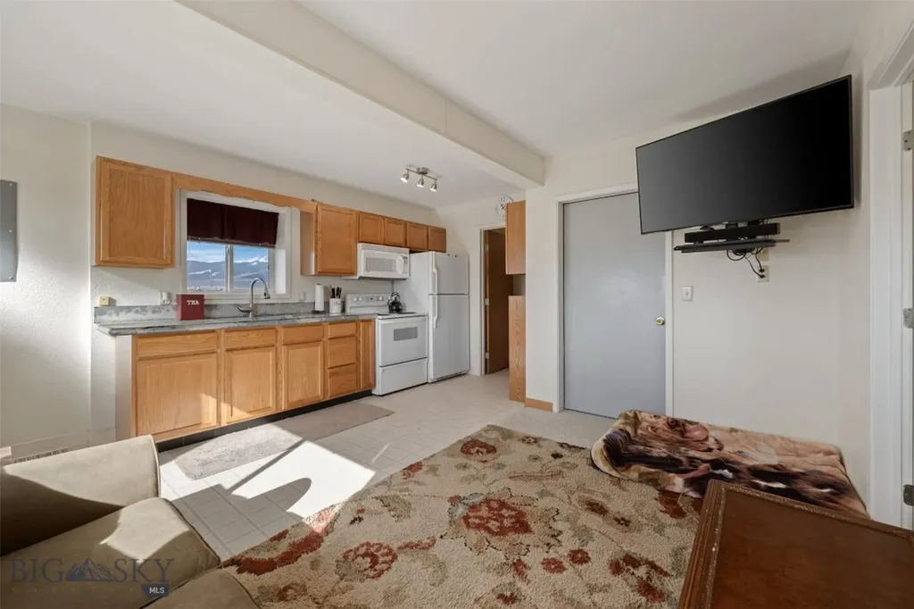110 Mountain View Lane Deer Lodge MT 59722