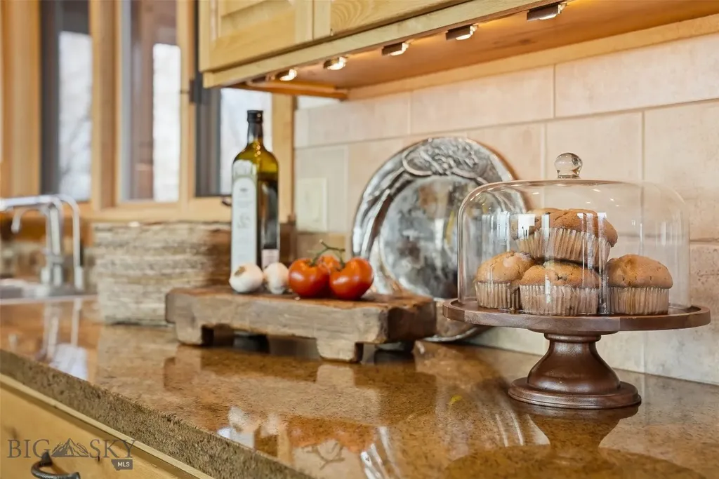 585 Wildrose Lane Bozeman MT 59715