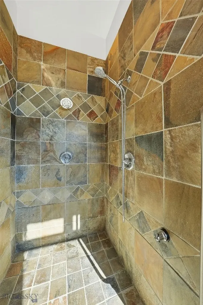 585 Wildrose Lane Bozeman MT 59715