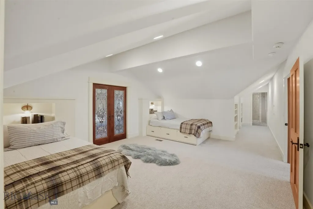 585 Wildrose Lane Bozeman MT 59715