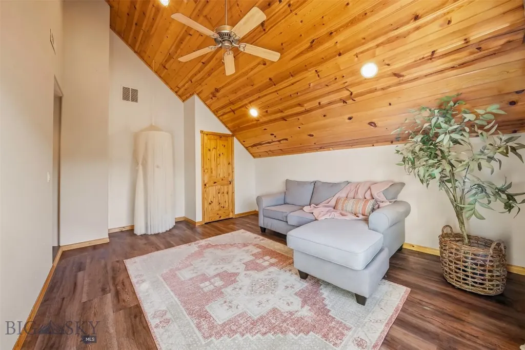 66 Elizabeth Court Bozeman MT 59718