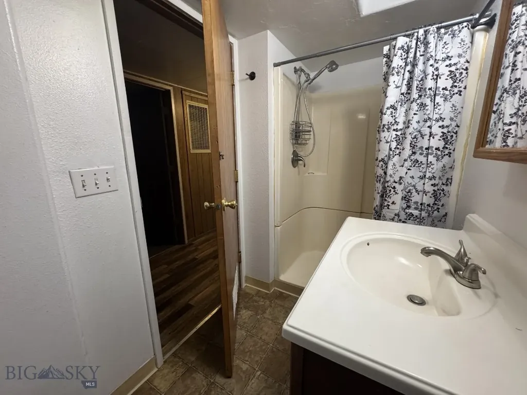 1023 Montana Avenue Deer Lodge MT 59722
