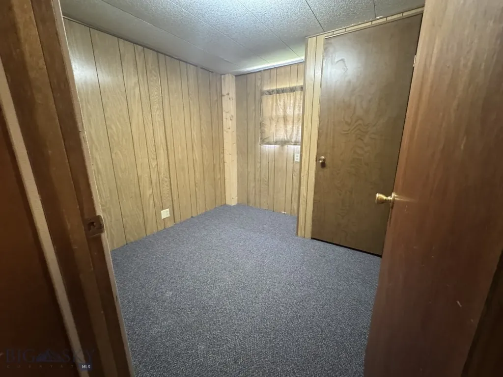 1023 Montana Avenue Deer Lodge MT 59722