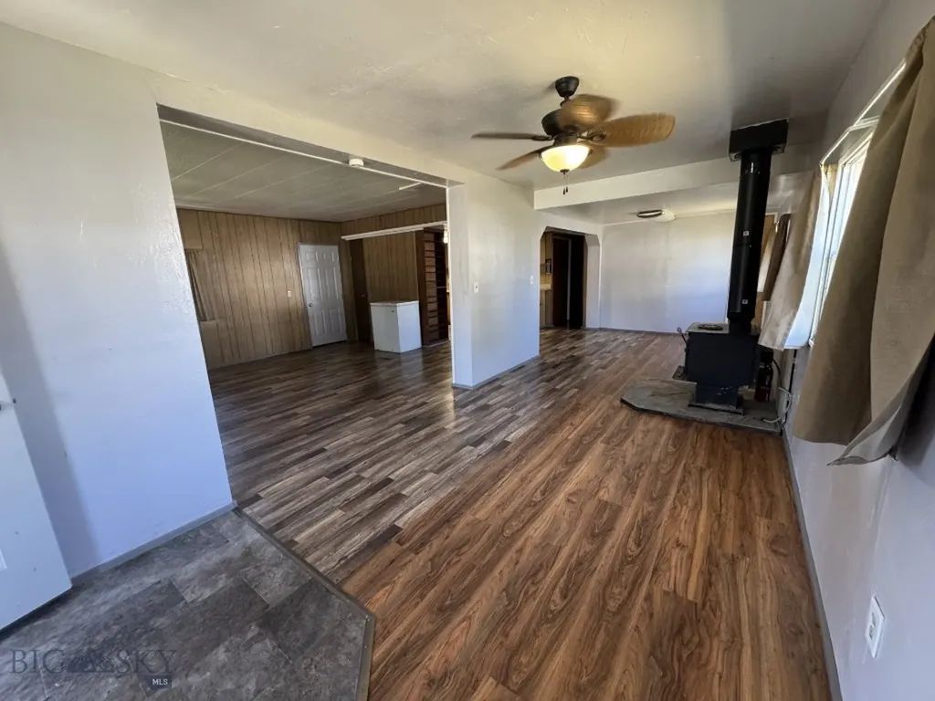 1023 Montana Avenue Deer Lodge MT 59722