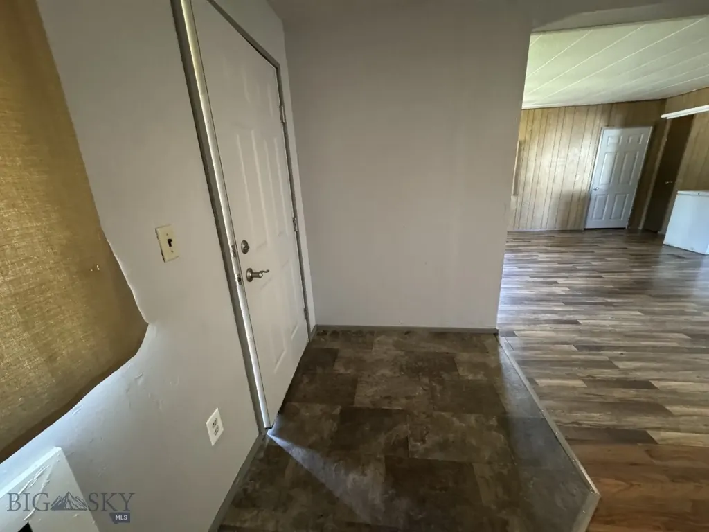 1023 Montana Avenue Deer Lodge MT 59722