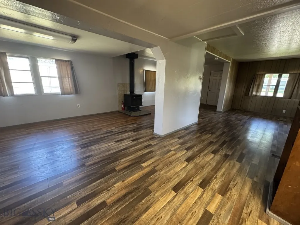 1023 Montana Avenue Deer Lodge MT 59722