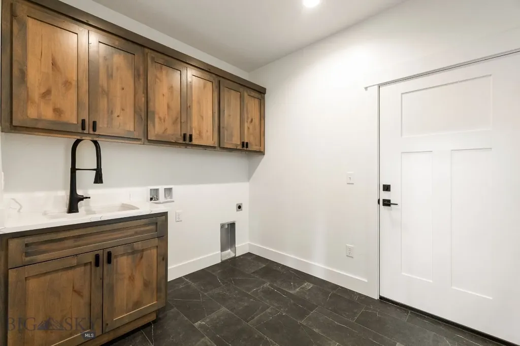 915 Arnold Bozeman MT 59715
