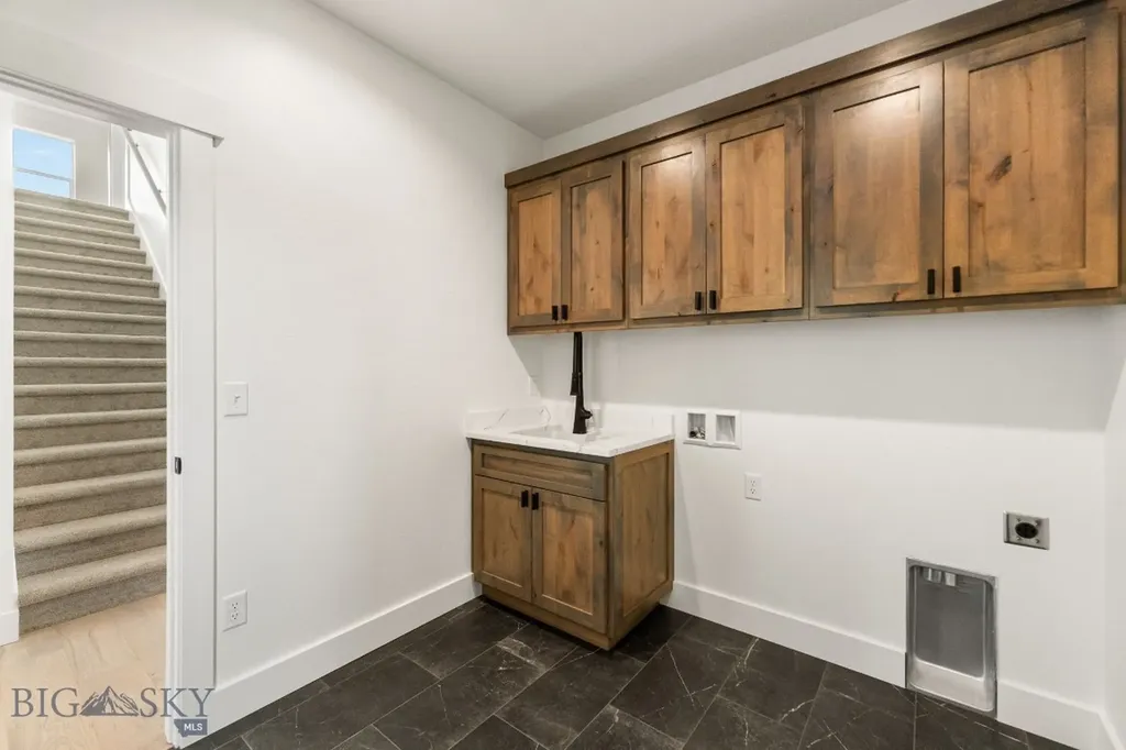 915 Arnold Bozeman MT 59715