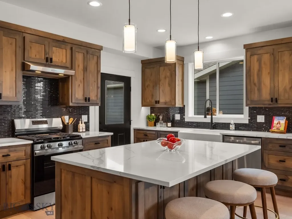 915 Arnold Bozeman MT 59715