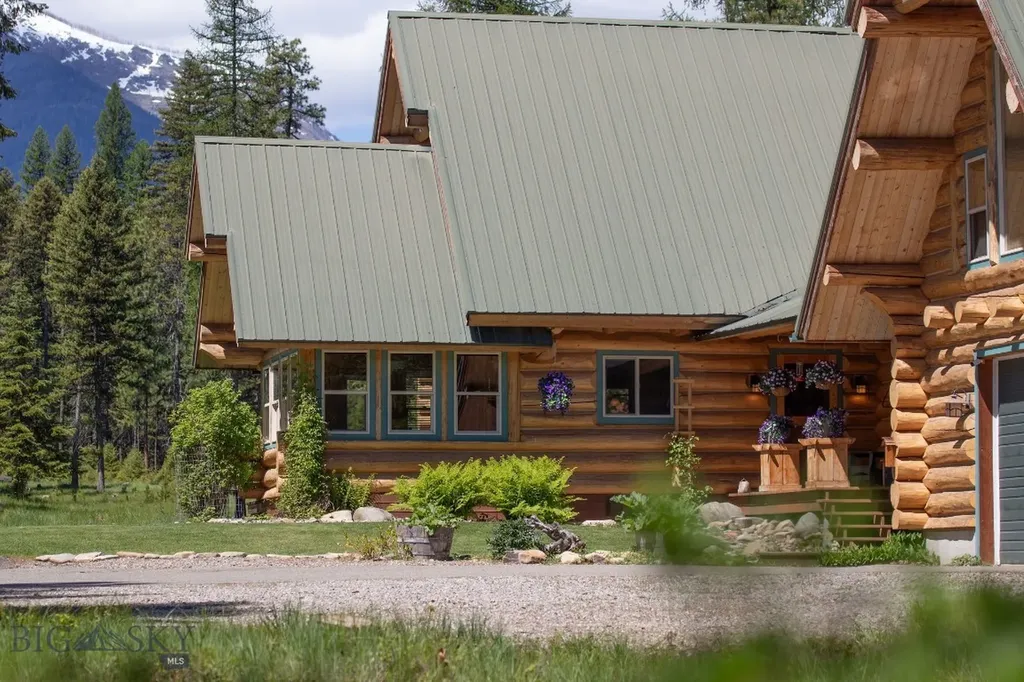 488 & 536 Grumpy Dog Road Libby MT 59923