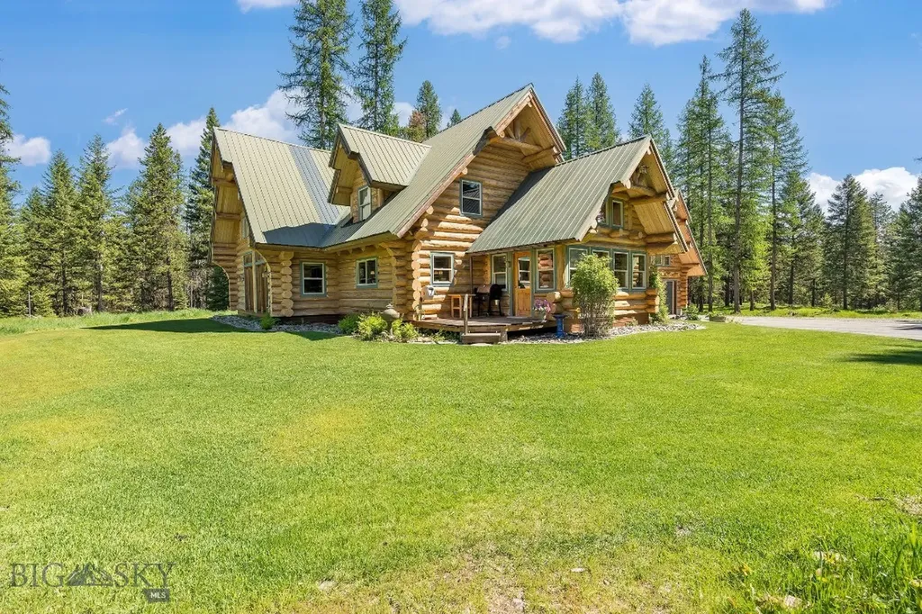 488 & 536 Grumpy Dog Road Libby MT 59923
