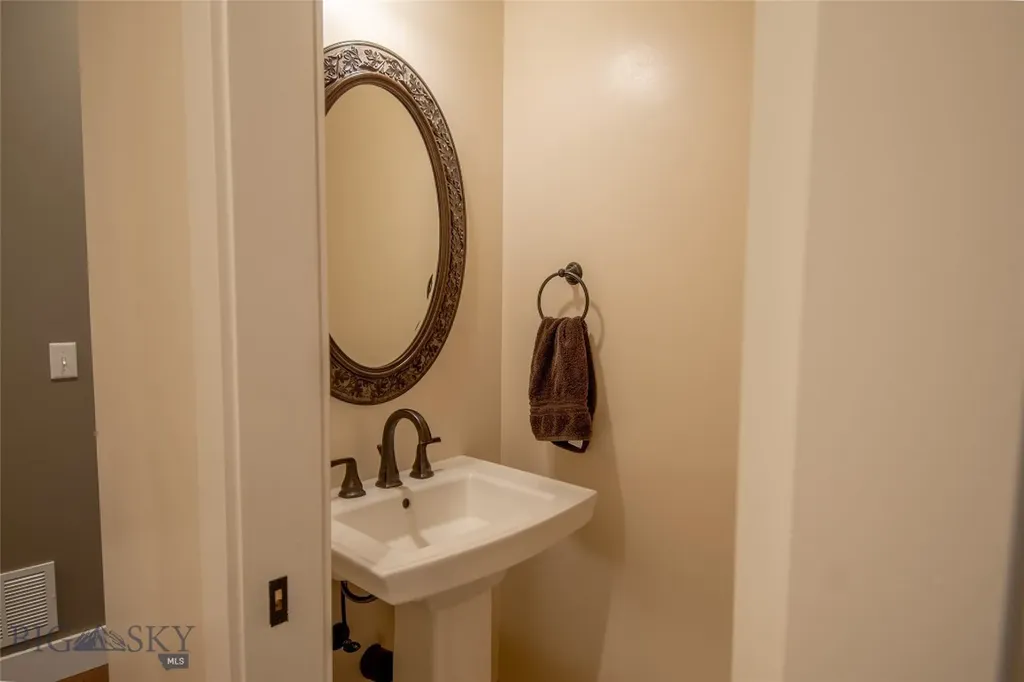 37 Baldy View Lane Townsend MT 59644