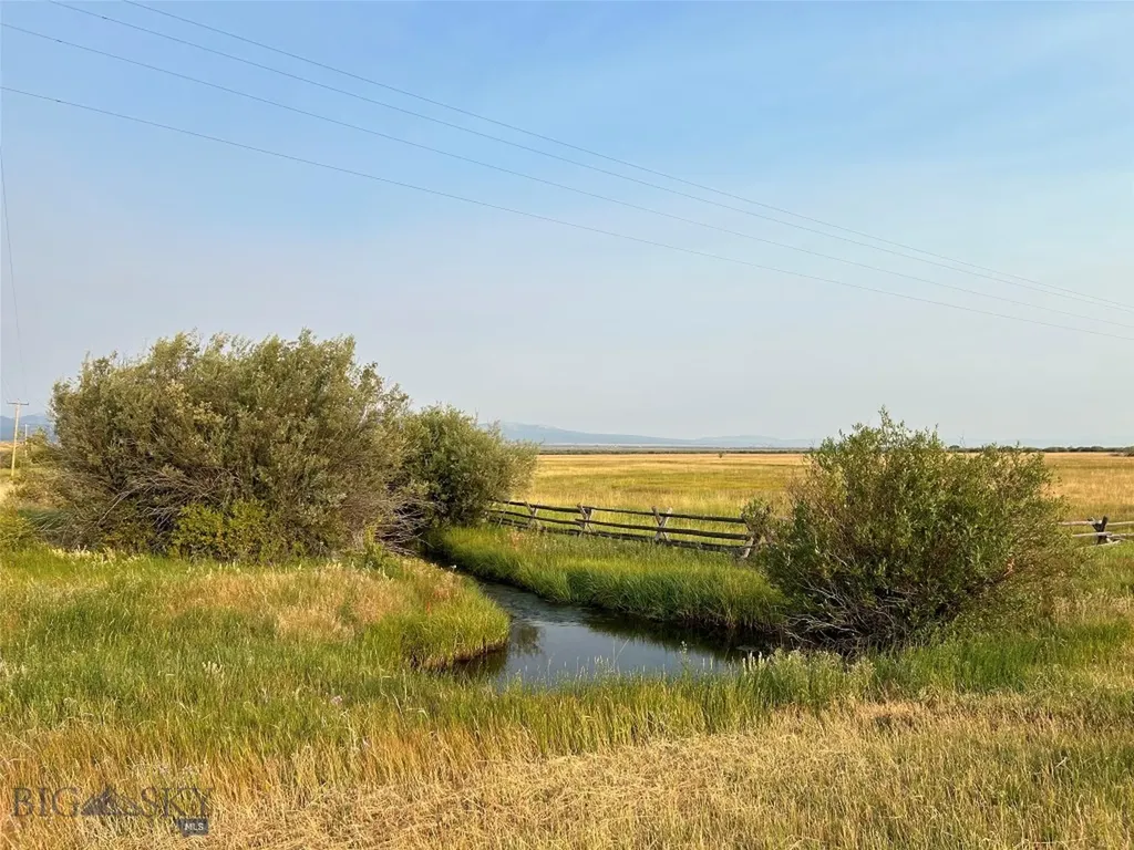 43615 Mount Highway 278 Jackson MT 59736