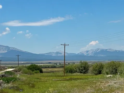 43615 Mount Highway 278 Jackson MT 59736