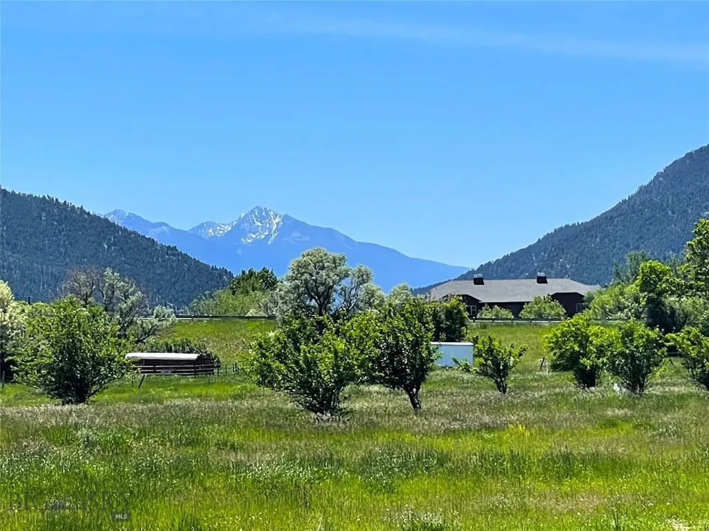 9 & 21 Rogers Lane Livingston MT 59047