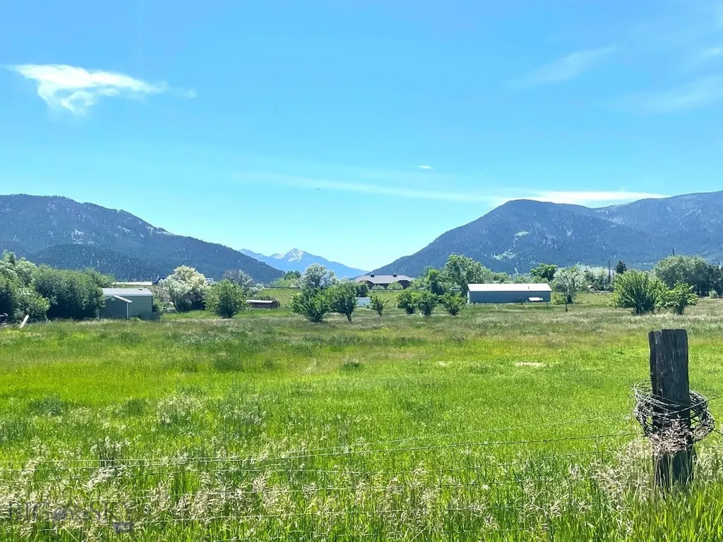 9 & 21 Rogers Lane Livingston MT 59047