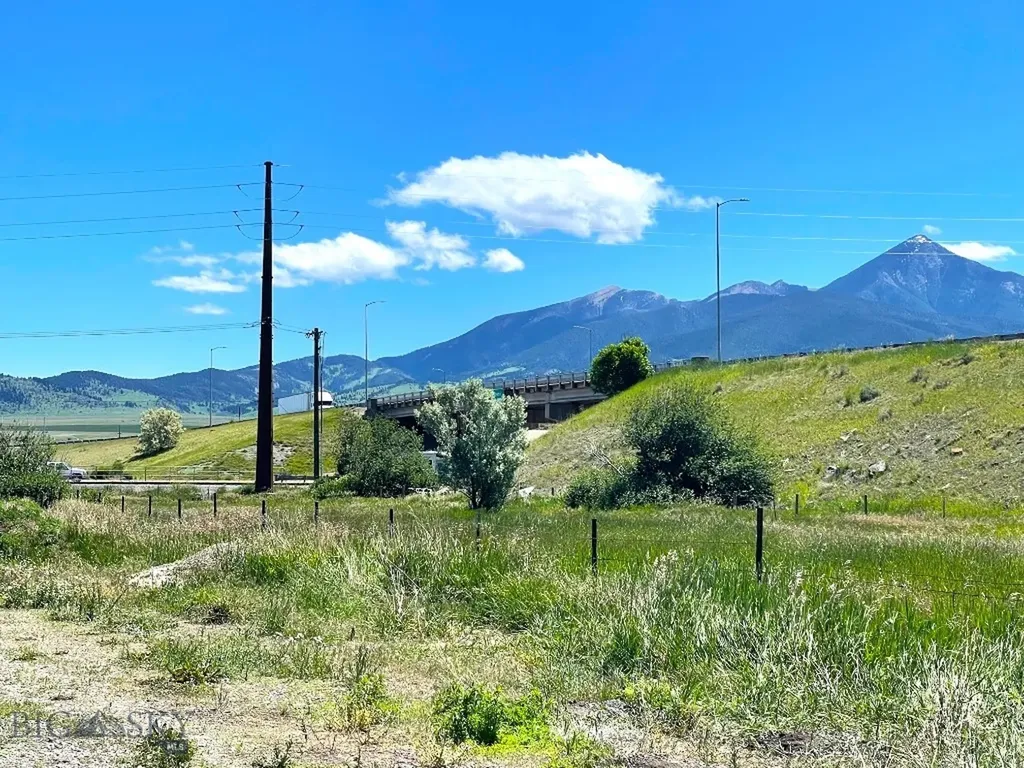 9 & 21 Rogers Lane Livingston MT 59047