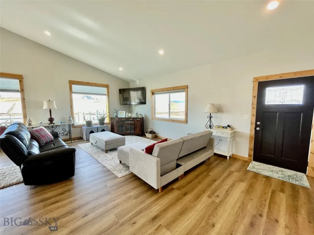 50 Tanager Lane Dillon MT 59725