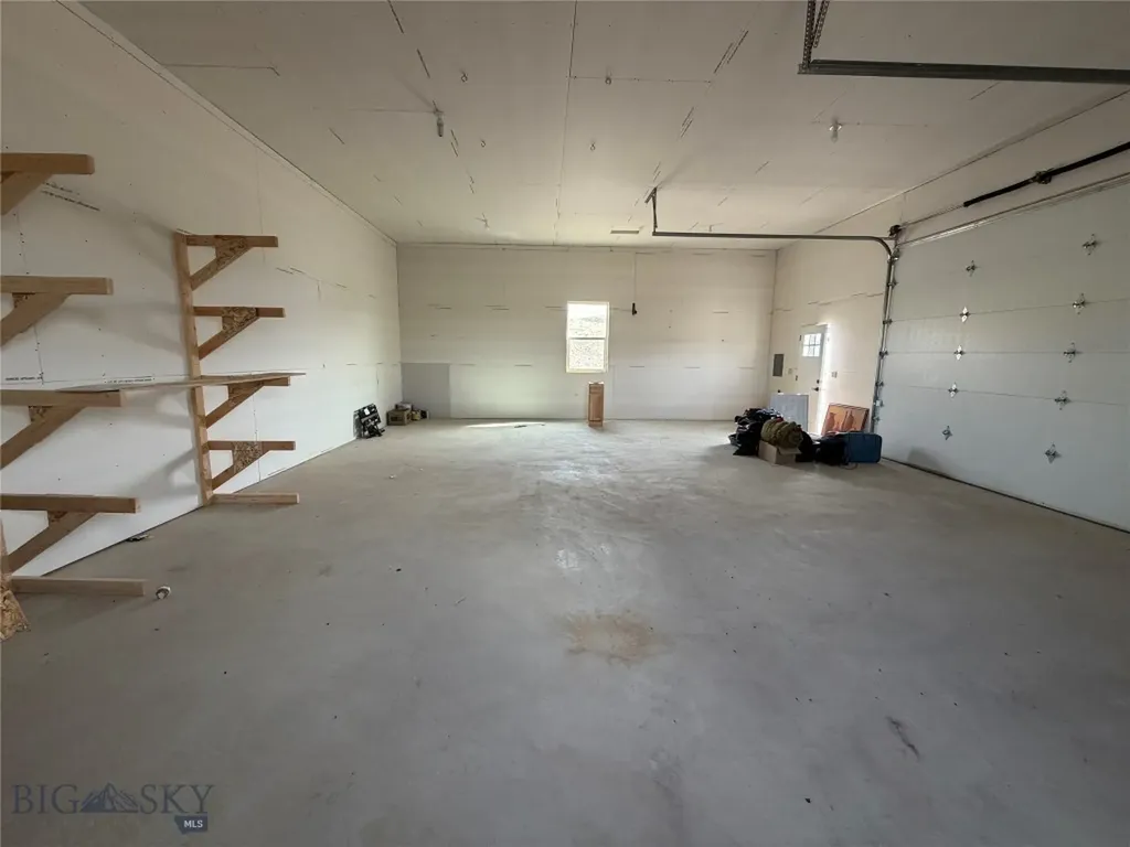 50 Tanager Lane Dillon MT 59725