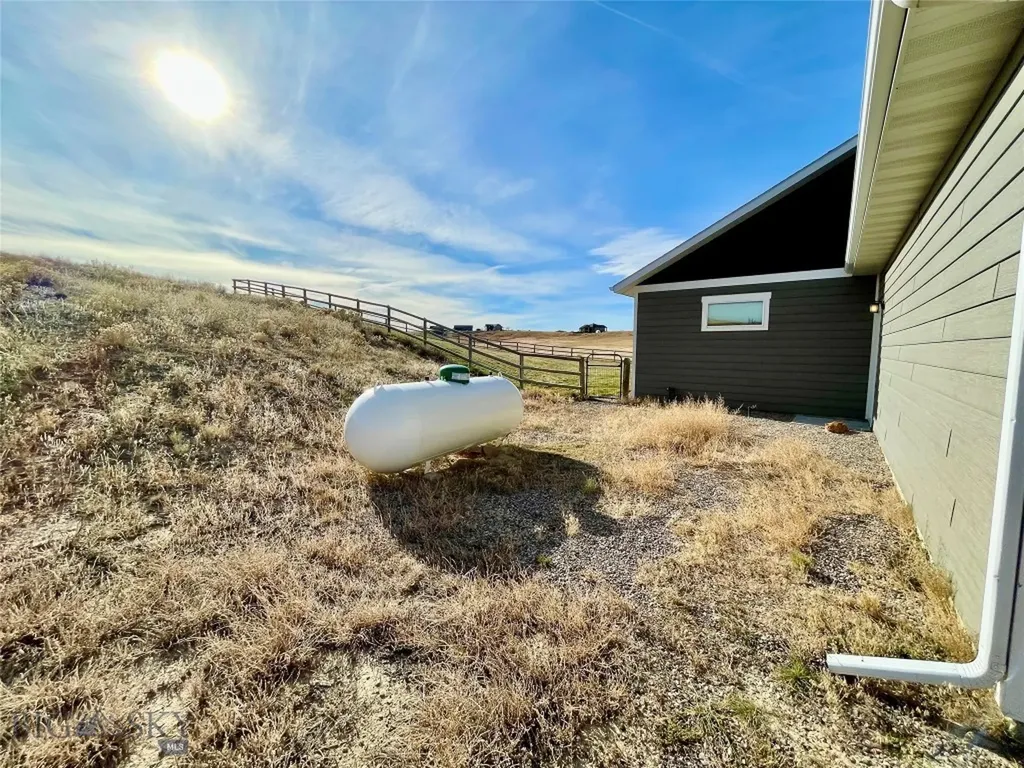 50 Tanager Lane Dillon MT 59725