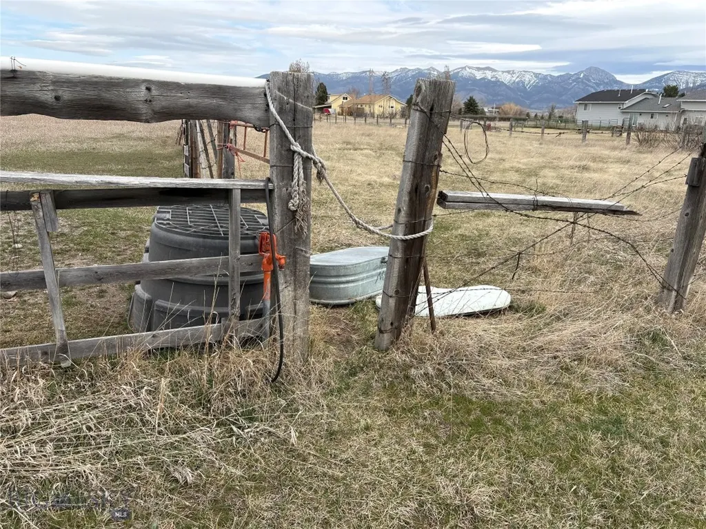 2950 Nelson Road Bozeman MT 59718