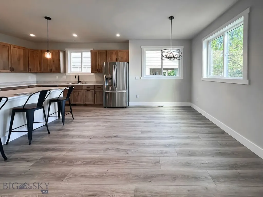 1033 N 14th Bozeman MT 59715