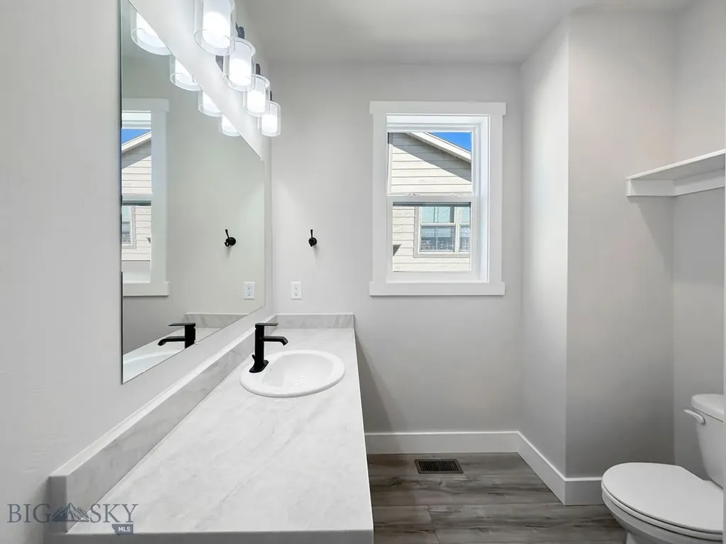 1033 N 14th Bozeman MT 59715