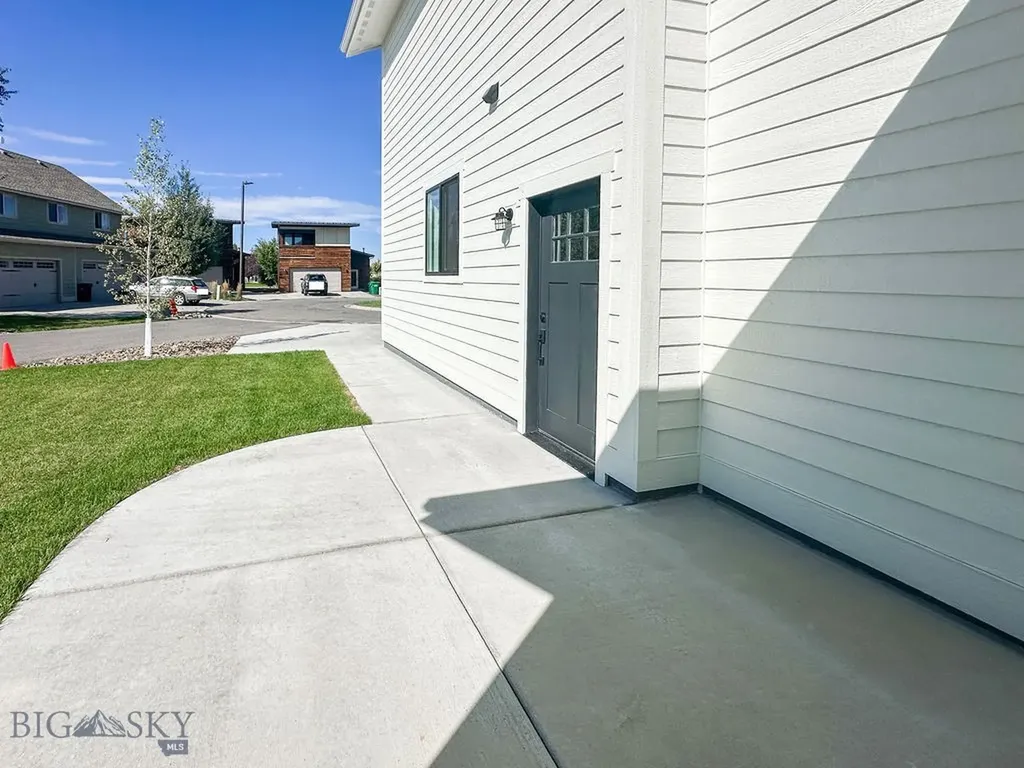 1033 N 14th Bozeman MT 59715