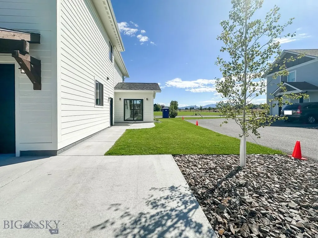1033 N 14th Bozeman MT 59715