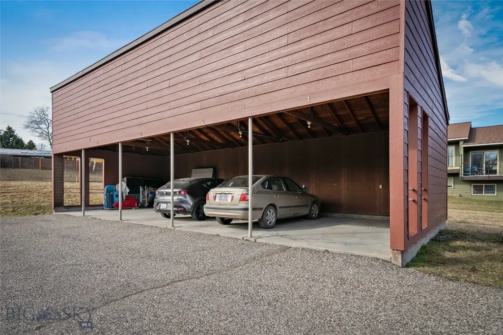 102 Hoffman Drive Bozeman MT 59715