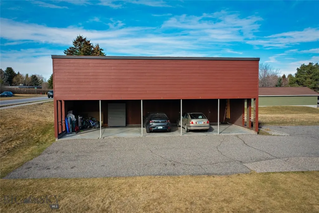 102 Hoffman Drive Bozeman MT 59715