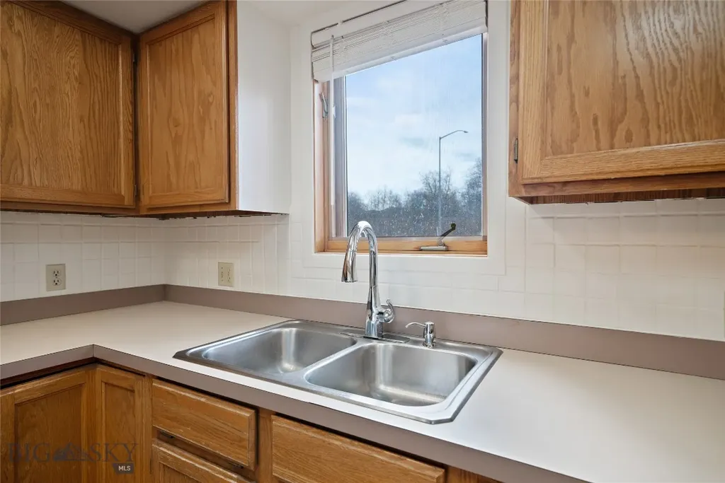 102 Hoffman Drive Bozeman MT 59715