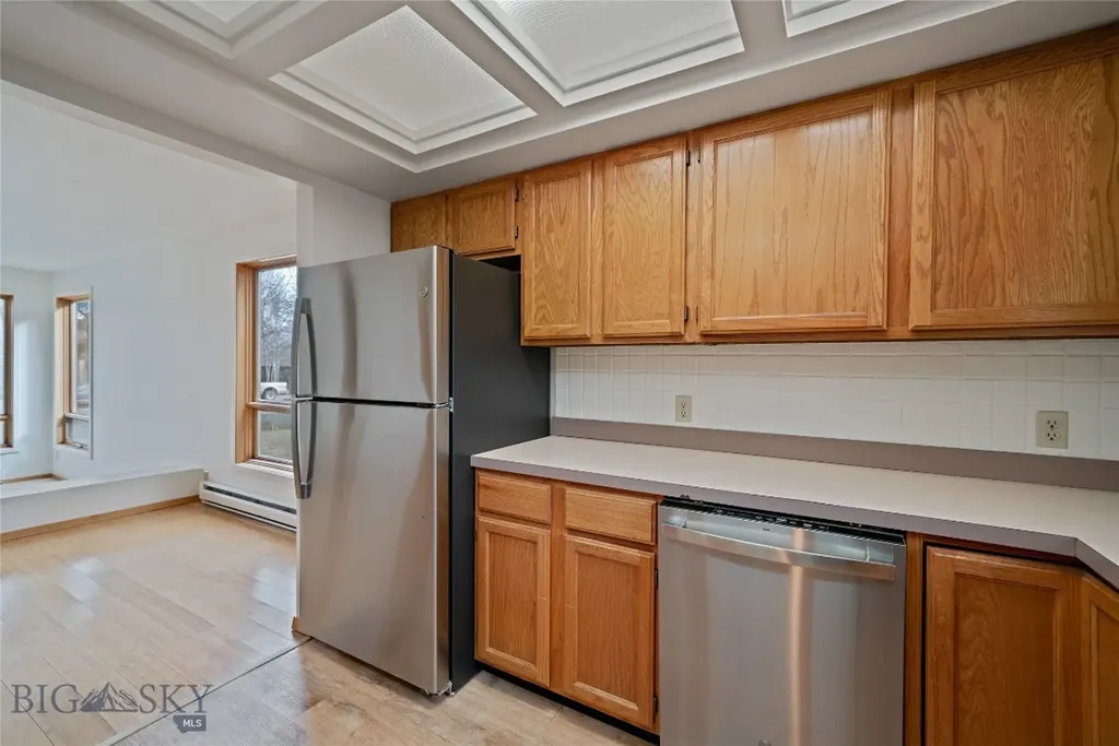 102 Hoffman Drive Bozeman MT 59715