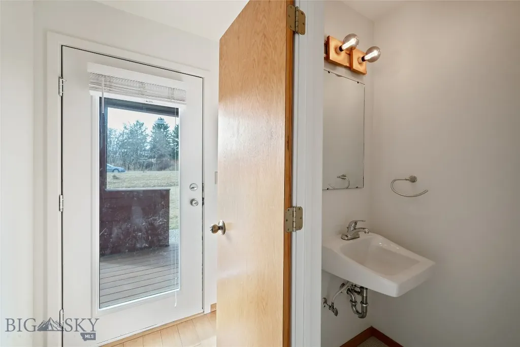 102 Hoffman Drive Bozeman MT 59715