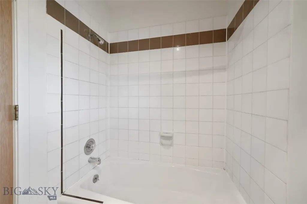 102 Hoffman Drive Bozeman MT 59715