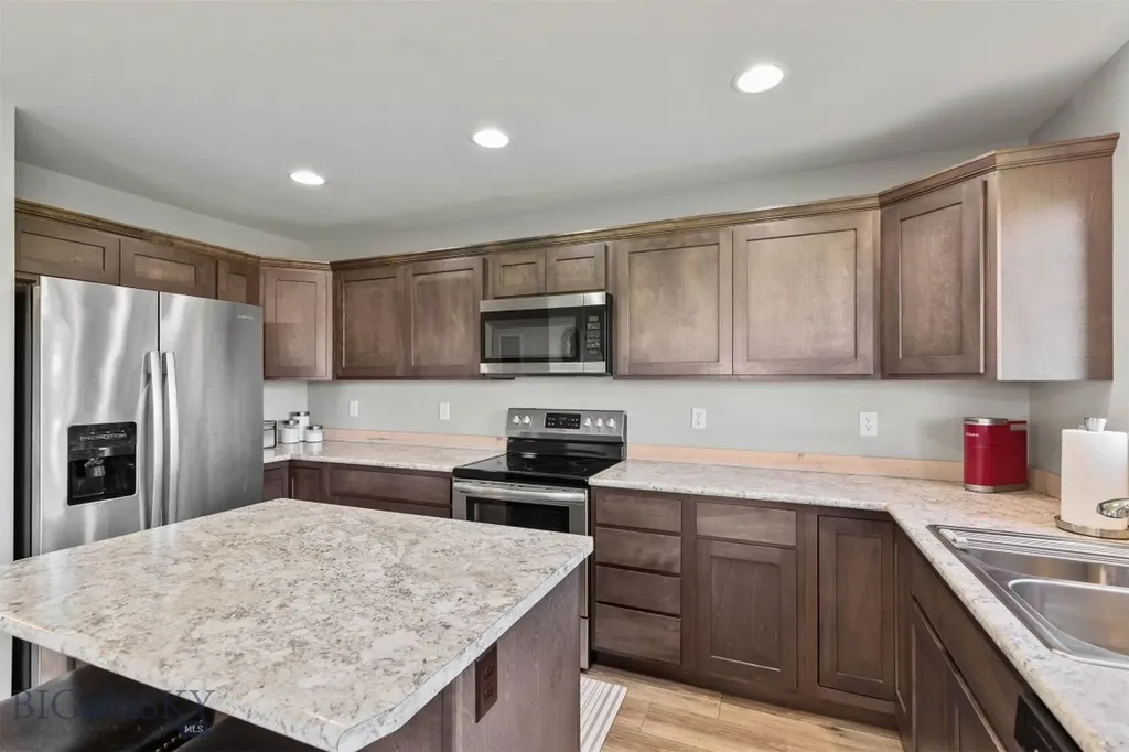 1607 Roundup Boulevard Belgrade MT 59714