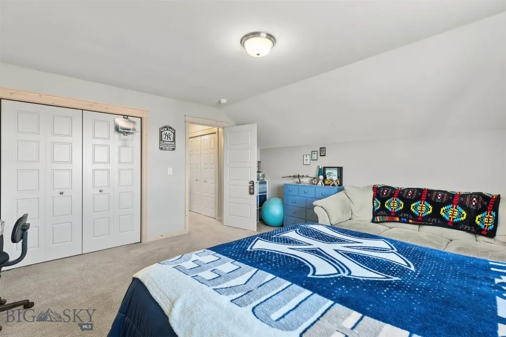 1607 Roundup Boulevard Belgrade MT 59714