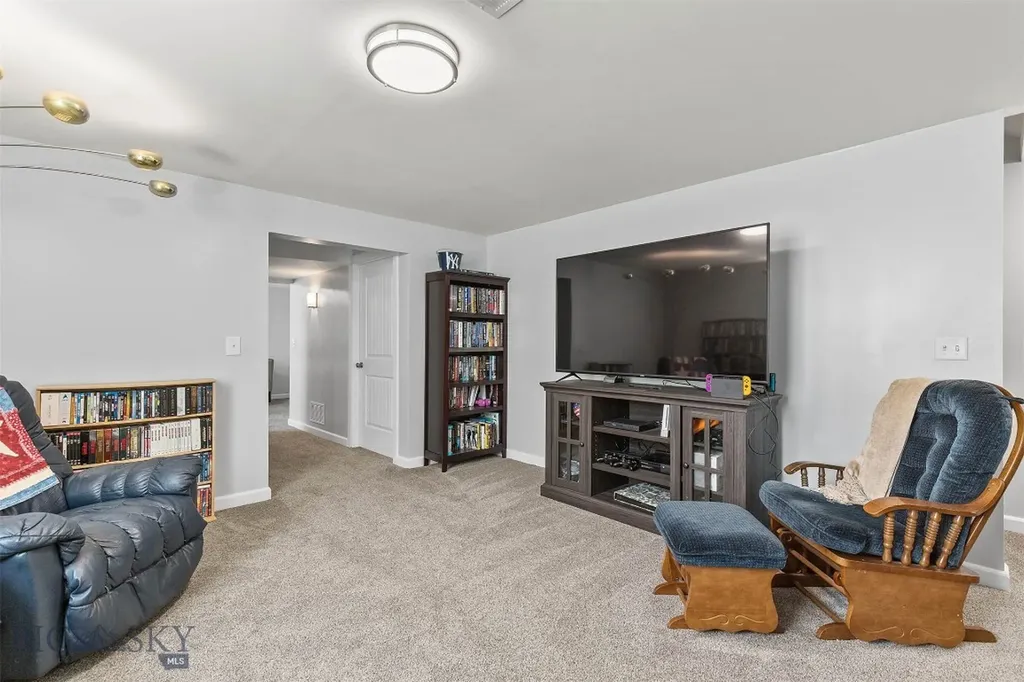 1607 Roundup Boulevard Belgrade MT 59714