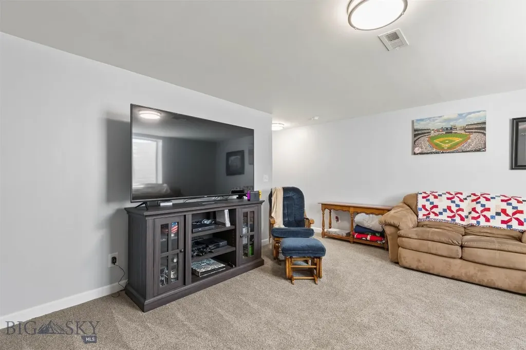 1607 Roundup Boulevard Belgrade MT 59714
