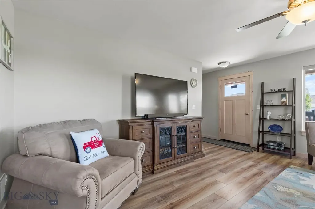 1607 Roundup Boulevard Belgrade MT 59714