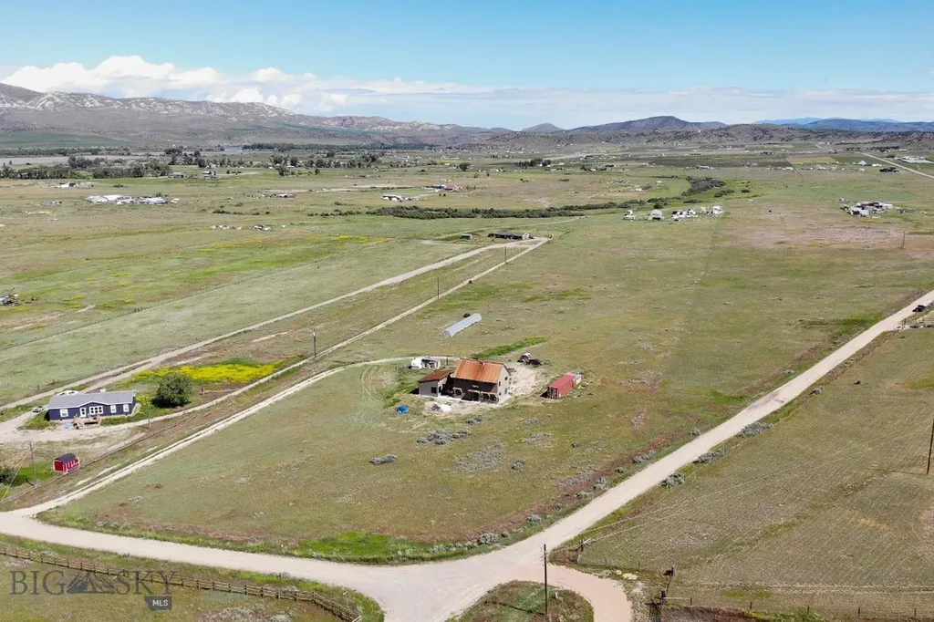 11893 Antelope Valley Road Three Forks MT 59752