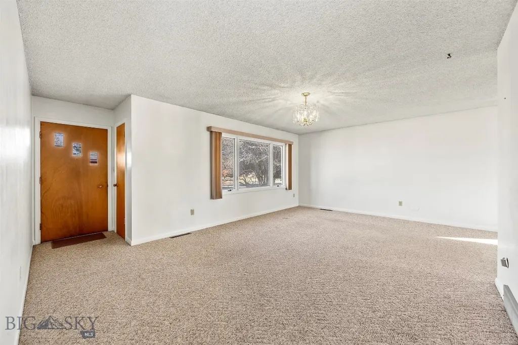 2740 Wharton Butte MT 59701