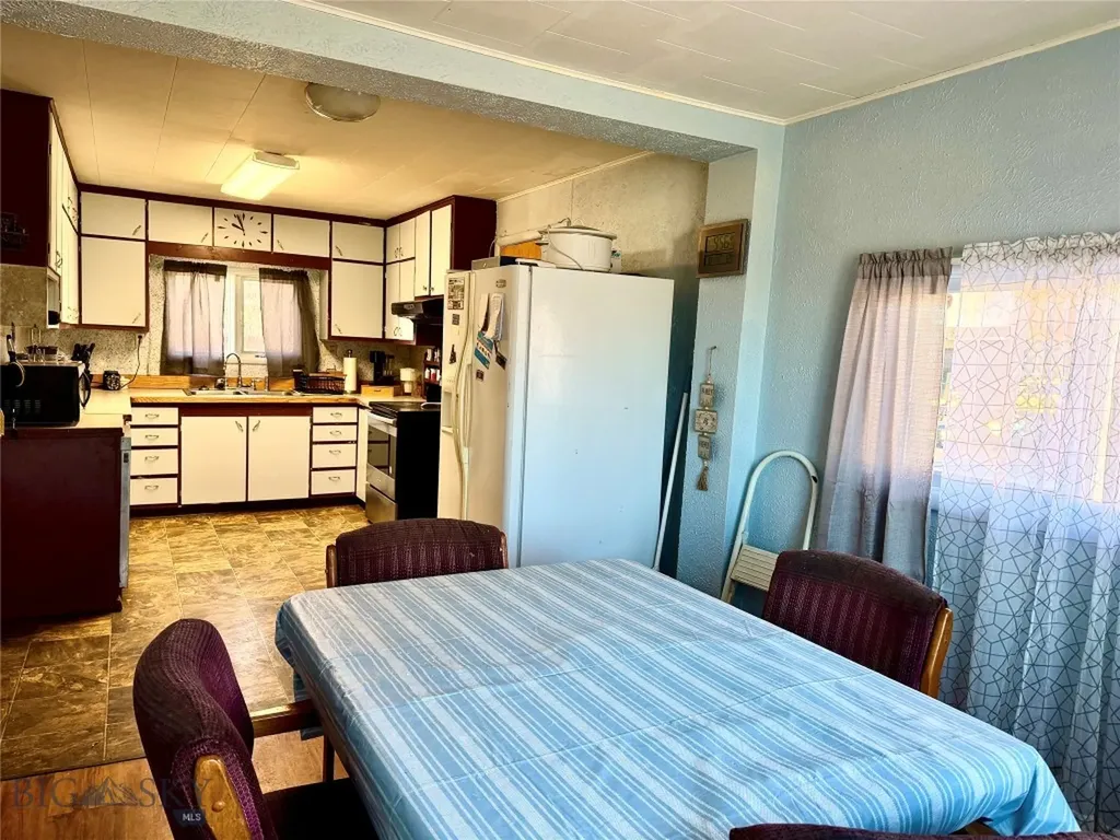 1122 Saint Charles Street Fort Benton MT 59442
