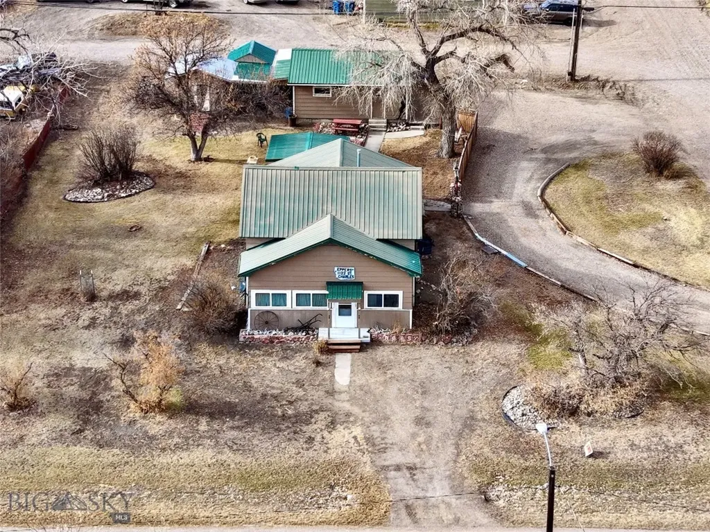 1122 Saint Charles Street Fort Benton MT 59442