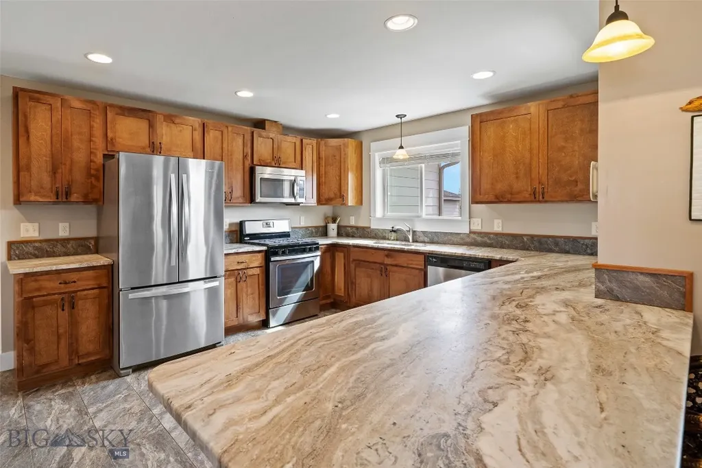 88 Riverway Road Belgrade MT 59714
