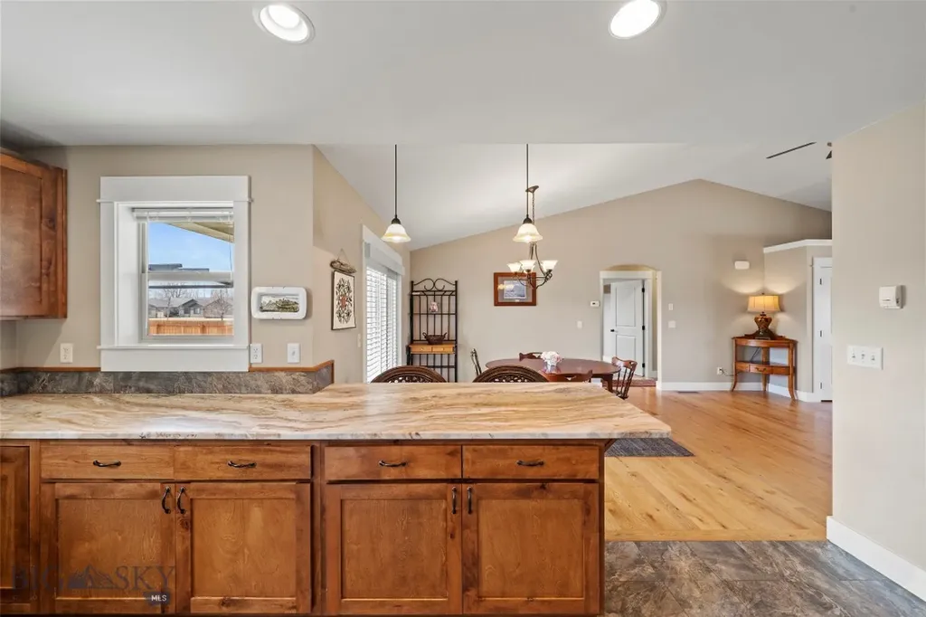 88 Riverway Road Belgrade MT 59714