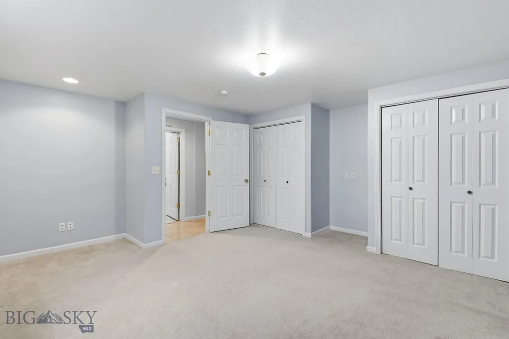 328 35th Avenue NE Great Falls MT 59404