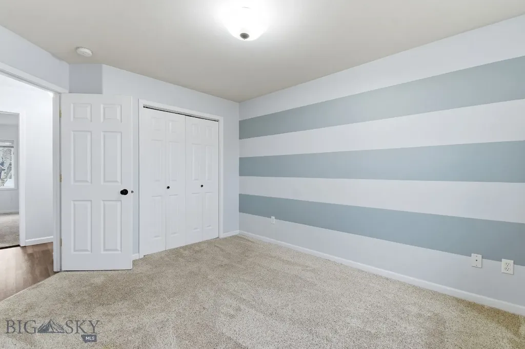328 35th Avenue NE Great Falls MT 59404