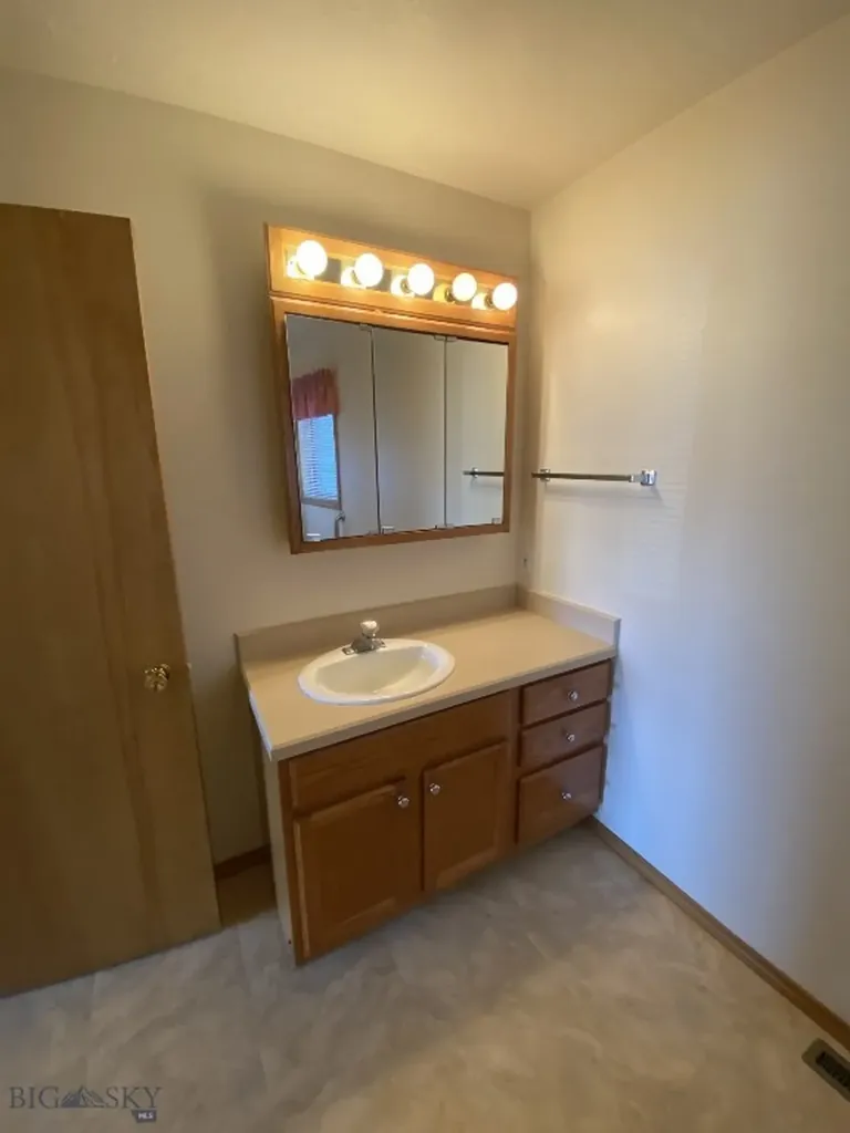 222 Aspen Loop Butte MT 59701